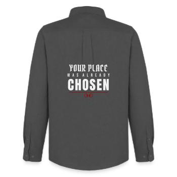 Votre place était déjà choisie – Échange de pouvoir - Chemise Oxford homme Stanley/Stella - charbon - Dos - AI Model Male 185 dark (185cm)