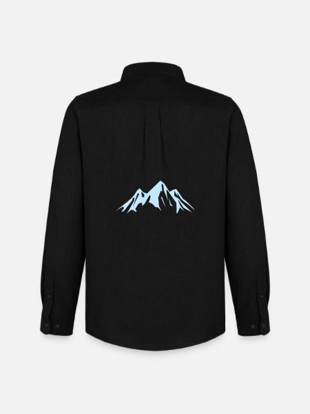 Mountain silhouette in sky blue - Men's Oxford Shirt by Stanley/Stella - black