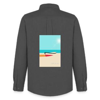 Bateau sur la plage – Affiche des vacances d’été - Chemise Oxford homme Stanley/Stella - charbon - Dos - AI Model Male 185 dark (185cm)