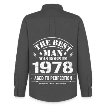 Né(e) en 1978 Anniversaire 1978 - 47 ans Rétro - Chemise Oxford homme Stanley/Stella - charbon - Dos - AI Model Male 185 dark (185cm)