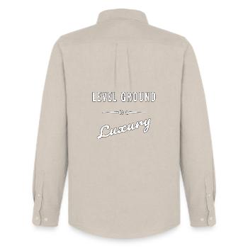 Level Ground is a Luxury – Spruch - Männer Oxford Hemd von Stanley/Stella - Beige - Hinten - AI Model Male 185 dark (185cm)