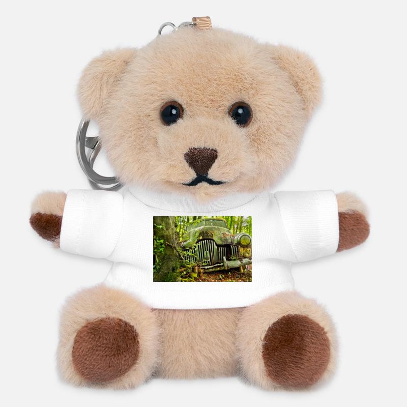 Waldverfall: Rostige Autoüberreste - Teddy Schlüsselanhänger - Weiß