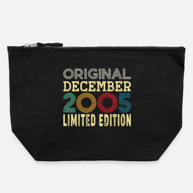 20 Year 20th Anniversary Gift Born December 2005 - Canvas Zip Pouch 22 x 23 cm - black