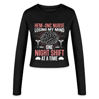 Garde de nuit Hem/Onc infirmière badge bobine hématologie - Manches longues slim fit Femme - noir - Devant - AI Model Female 172 light (172cm)