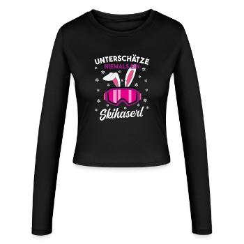 Unterschätze niemals ein Skihaserl - Frauen Slim Fit Langarmshirt - Schwarz - Vorne - AI Model Female 172 light (172cm)