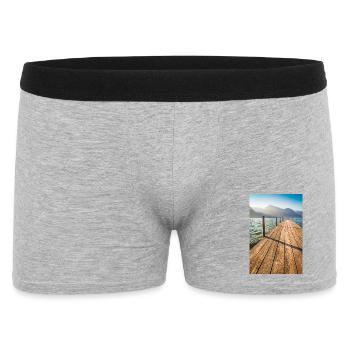 Holzsteg am Bergsee im Sonnenlicht - Männer Boxer Shorts - Grau meliert - Vorne