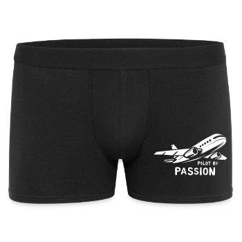 Pilot by Passion - Flugzeug und Fliegerei Logo - Männer Boxer Shorts - Schwarz - Vorne