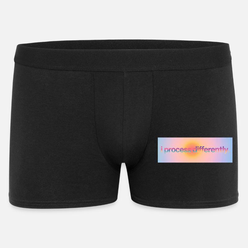 I process differently - Männer Boxer Shorts - Schwarz
