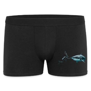 Scuba Diver Booping a Great White Shark  - Männer Boxer Shorts - Schwarz - Vorne