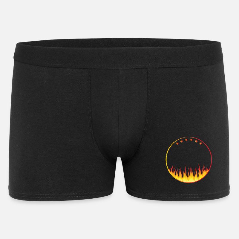 circle on fire with Stars - Männer Boxer Shorts - Schwarz