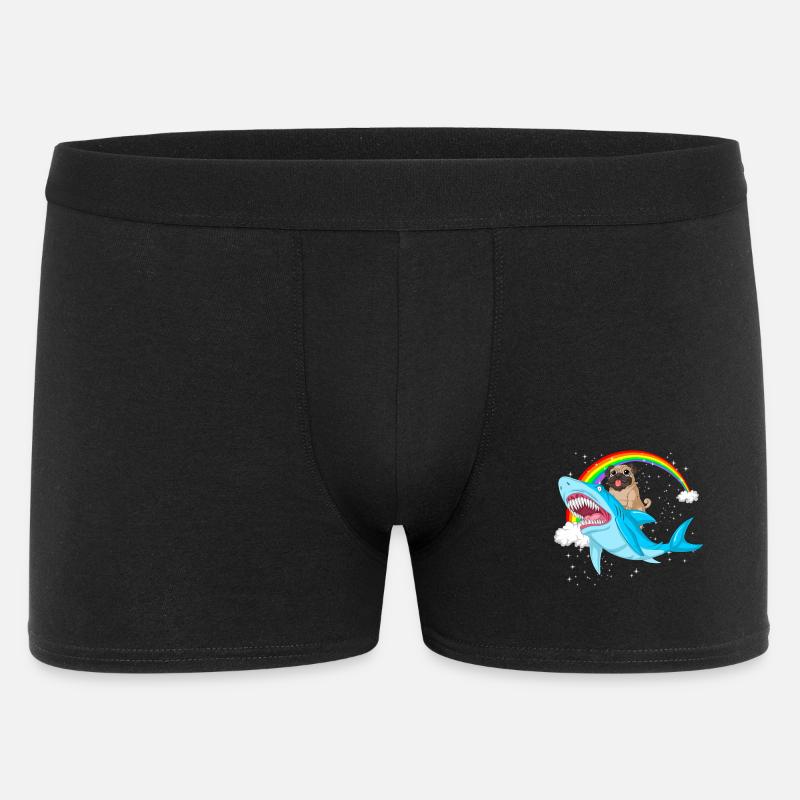 Mops reitet Hai Regenbogen - Männer Boxer Shorts - Schwarz