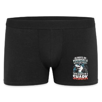 Sei immer du selbst, es sei denn, du kannst ein Hai sein - Männer Boxer Shorts - Schwarz - Vorne