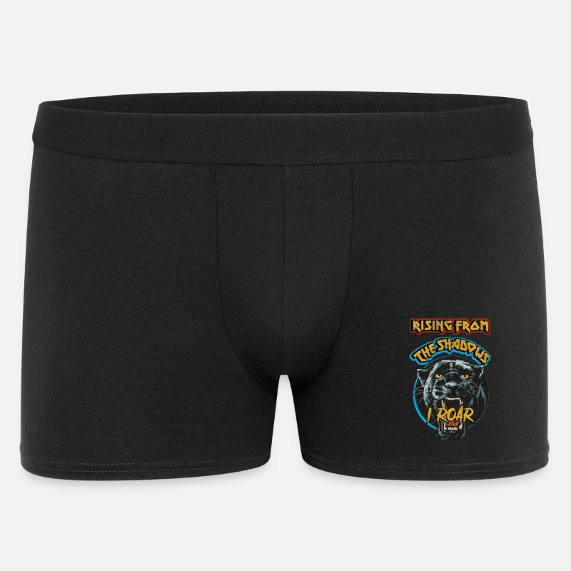 Aus den Schatten aufsteigend - Männer Boxer Shorts - Schwarz
