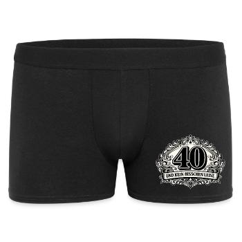 40 und kein bisschen leise - Männer Boxer Shorts - Schwarz - Vorne
