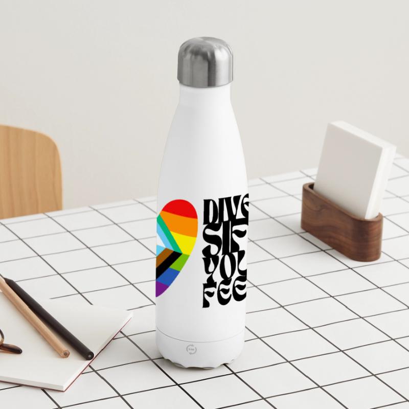 🌈♿ Diversify Your Feed –Progress Pride&Disability Panorama Isolierflasche 500 ml