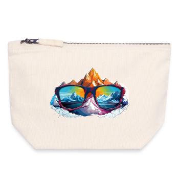 Mountain panorama in sunglasses - Canvas Zip Pouch 18 x 19 cm - nature - Front