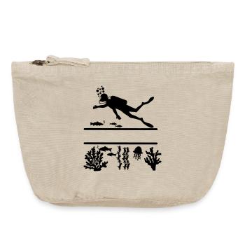 Diver underwater with fish and coral - Vintage Zip Pouch 18 x 21 cm - vintage sand  - Front