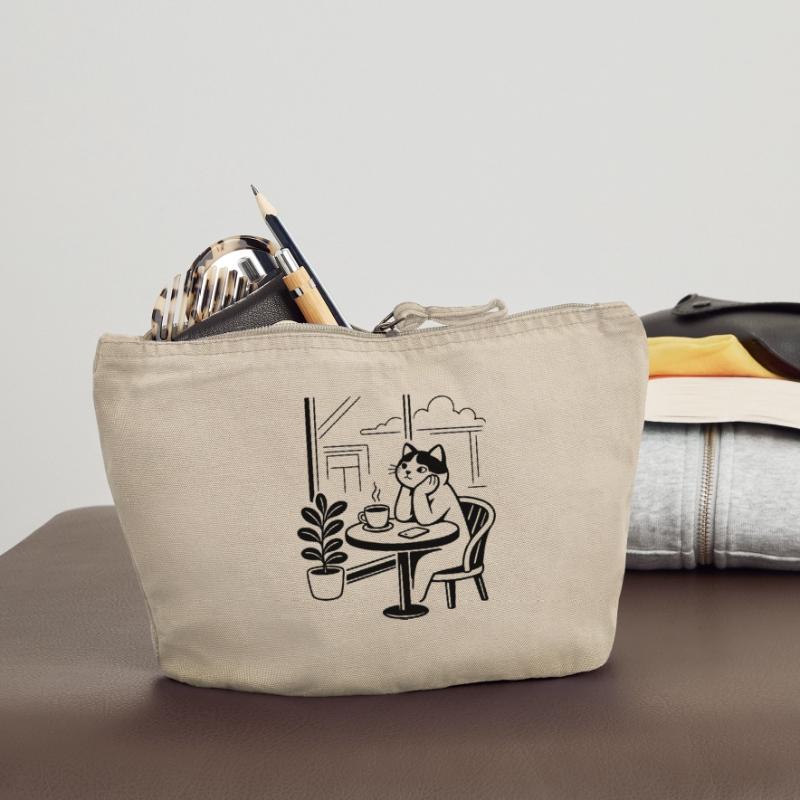 Thoughtful Cat Cafe Vintage Zip Pouch 18 x 21 cm