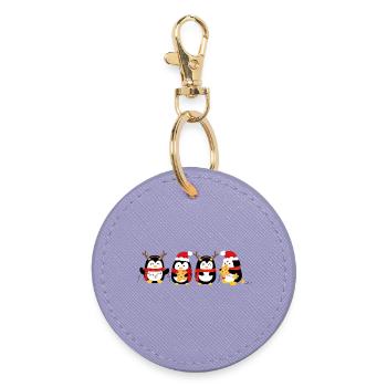 Lustige Pinguin-Weihnachten. Weihnachts-Pinguin - Runder Schlüsselanhänger - Lavendel - Vorne
