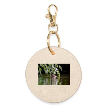 000_0762_DxO - Beaver Feeding on Willow Branches - Round Keyring - oyster - Front