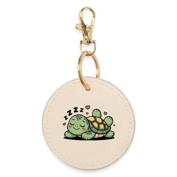 Cuddly turtle in slumber - Round Keyring - oyster - Front