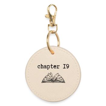 chapter 19 Birthday - Round Keyring - oyster - Front