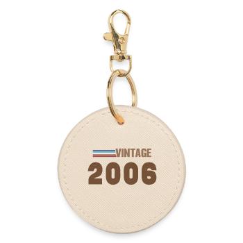 20 Jahre 2006 Handgeschriebenes Skript-T-Shirt - Runder Schlüsselanhänger - Auster - Vorne