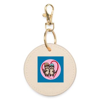 Two otters with baseball caps, buddies and friends - Round Keyring - oyster - Front