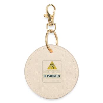 Overthinking in Progress Badge - Round Keyring - oyster - Front