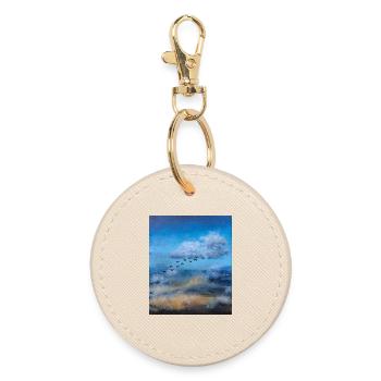 Oiseaux en vol au-dessus d’un ciel nuageux - Porte-clés rond - huître - Devant