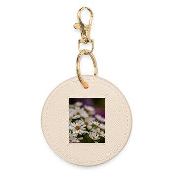 Daisies Flowers - Round Keyring - oyster - Front