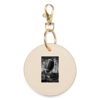 Berlin Football Skyline - Round Keyring - oyster - Front