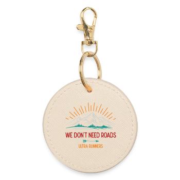 We Don't Need Roads. Ultra Runners - Round Keyring - oyster - Front