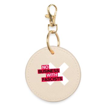 NO BUSINESS WITH FASCISTS - Round Keyring - oyster - Front