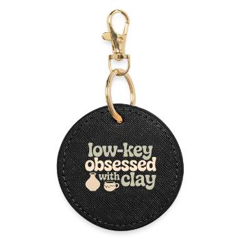 Still in love with clay | Pottery Ceramics - Round Keyring - black - Front