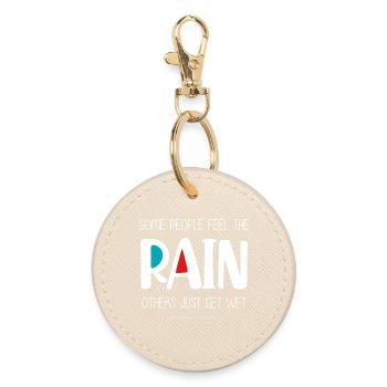 Feel the Rain (dark) - Round Keyring - oyster - Front