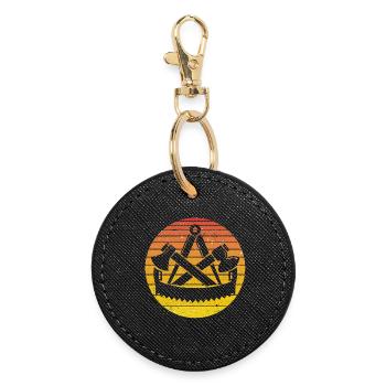Retro vintage carpenter artisan red - Round Keyring - black - Front
