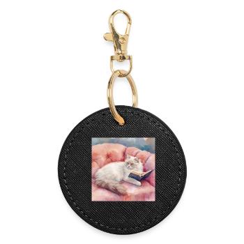 Cat portrait on cozy pink sofa oil painting - Round Keyring - black - Front