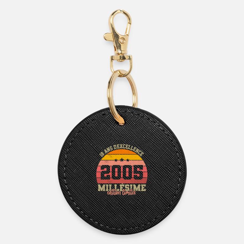 Vintage 2005 - Round Keyring - black
