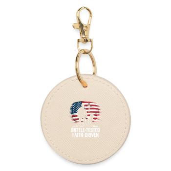 Battle Tested Faith Driven Veteran USA - Round Keyring - oyster - Front