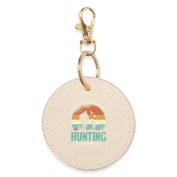 Hunting is important - Round Keyring - oyster - Front