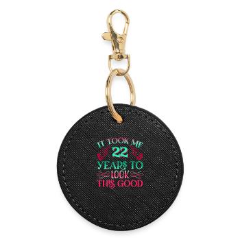 It took 22 years to look so good - Round Keyring - black - Front