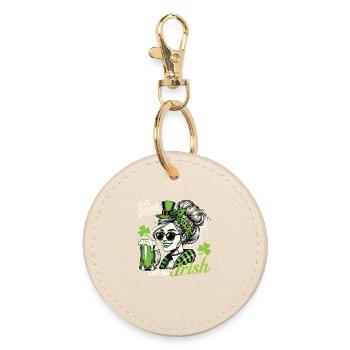 Eat Drink And Be Irish Shamrock Outfit - Round Keyring - oyster - Front