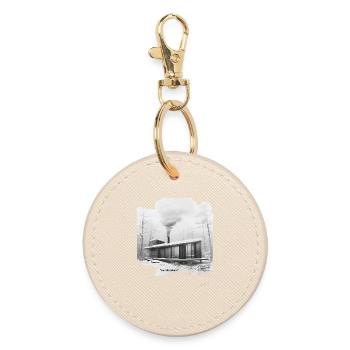Silent Winter Modern Cabin - Round Keyring - oyster - Front