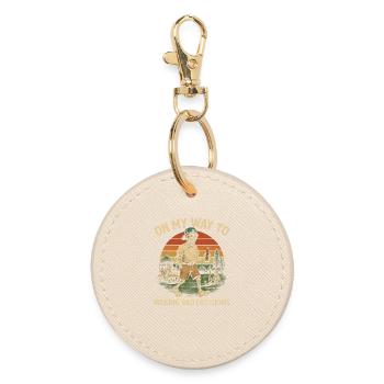 Golf Humor On My Way To Making Bad Decisions - Round Keyring - oyster - Front