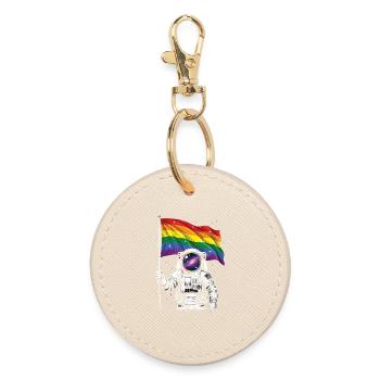 Pride Month LGBT – Astronaut mit Regenbogenflagge - Runder Schlüsselanhänger - Auster - Vorne