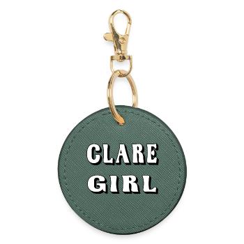 Clare Girl – County Clare Design - Round Keyring - evergreen - Front