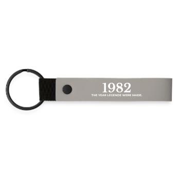 Legendärer Jahrgang 1982 Retro Look 1982 - Matte PU Schlüsselanhänger - Hellgrau - Vorne