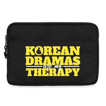 Korean Dramas Are Therapy Yellow K-Drama Design - Laptop bag 13" - black - Front