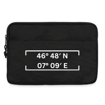 Koordinaten Fribourg Minimalistisch - Laptoptasche 13" - Schwarz - Vorne